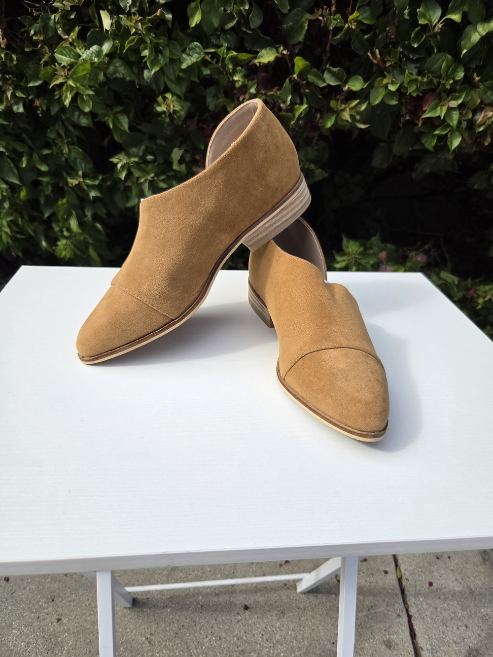 Beast Fashion Carter-05 Flats Women's 6.5 Tan Faux Suede Pointed D'Orsay
